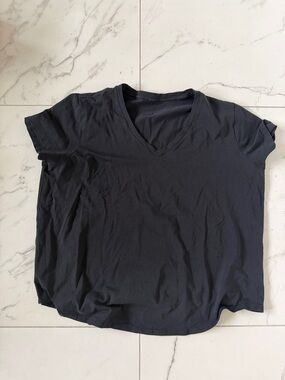 Women’s V-Neck Short Sleeve Top - Black Lululemon Love tshirt